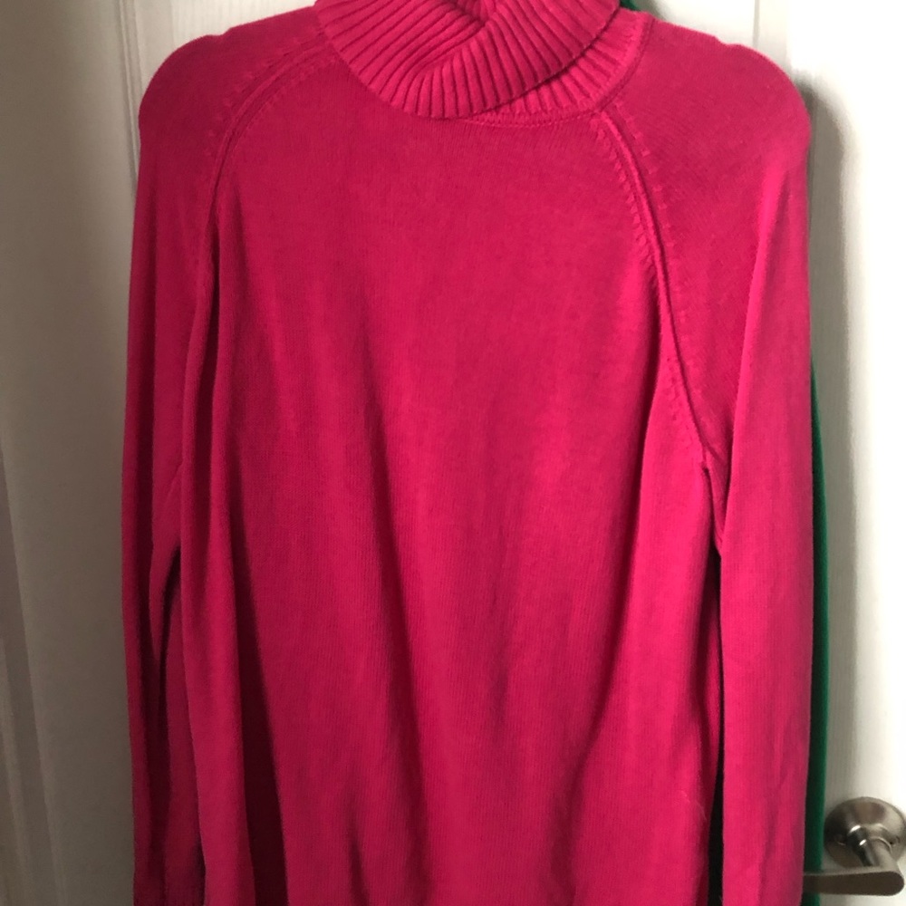 Pink turtleneck